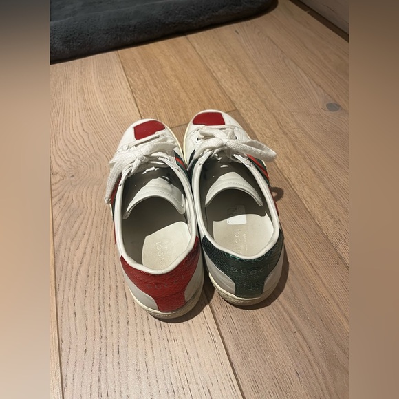 Gucci Ace Heart White Leather Sneaker - Picture 4 of 5